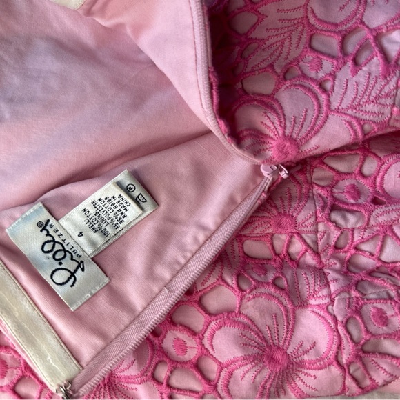 EUC Lilly Pulitzer Kentucky eyelet dress, pink, strapless - Picture 3 of 5